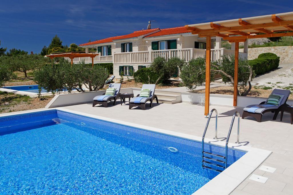 Holiday Homes Oliva Bol Ruang foto